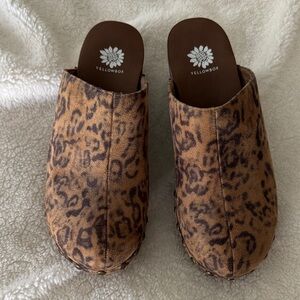 Yellow Box Women's Animal Print Mules size 9